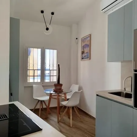 Casita Junto Al Mar En El Puerto De Cabopino