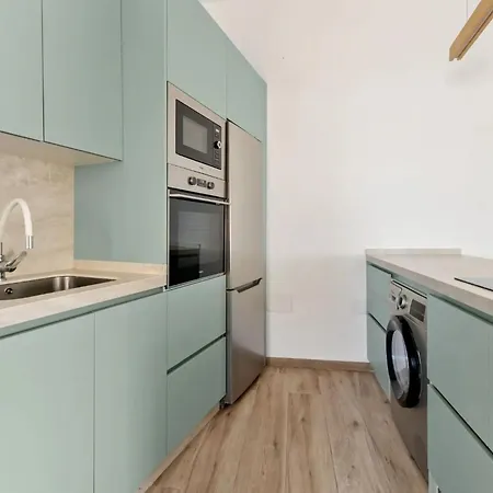 Casita Marina Puerto Cabopino Marbella