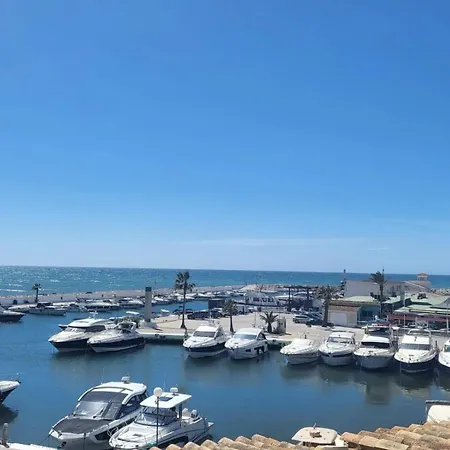 Casita Marina Puerto Cabopino Holiday home