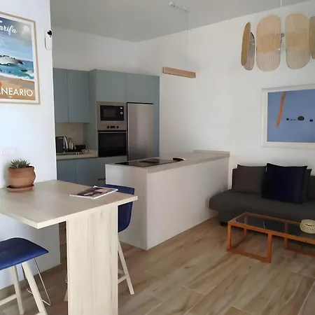 Casita Marina Puerto Cabopino Marbella
