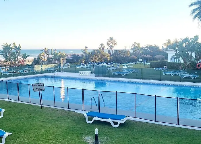 Casita Junto Al Mar En El Puerto De Cabopino * Marbella