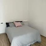 Casita Junto Al Mar En El Puerto De Cabopino Vakantiehuis Marbella