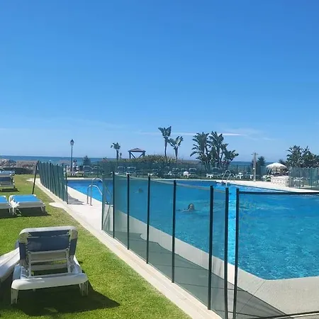 בית נופש Casita Junto Al Mar En El Puerto De Cabopino מארבלה